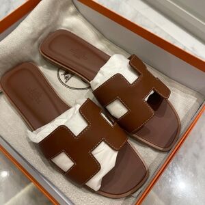 Hermès Oran sandals